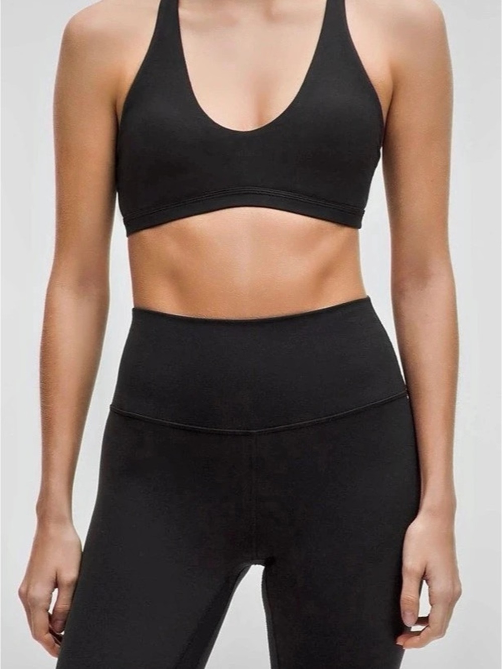 Lululemon Nulu Strappy Scoop-Neck Bra – Light Support, A/B Cup, Size 4